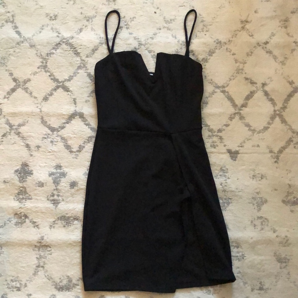 FashionNova Mini Black Slit Dress Small